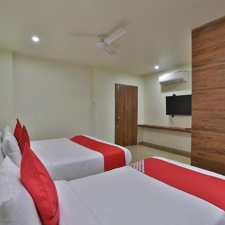 Hotel Kuber Dwārka المظهر الخارجي الصورة