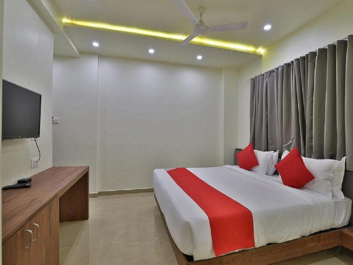 Hotel Kuber Dwārka المظهر الخارجي الصورة
