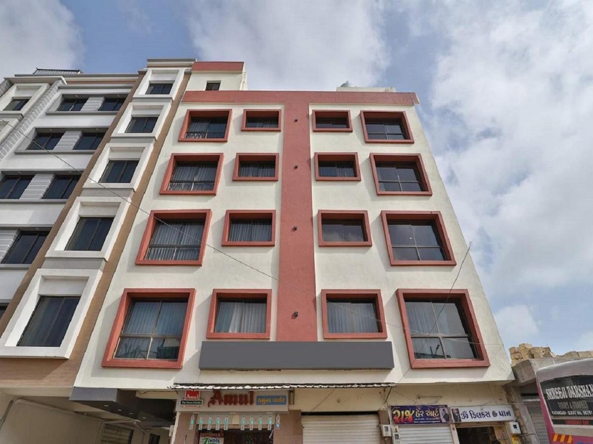 Hotel Kuber Dwārka المظهر الخارجي الصورة