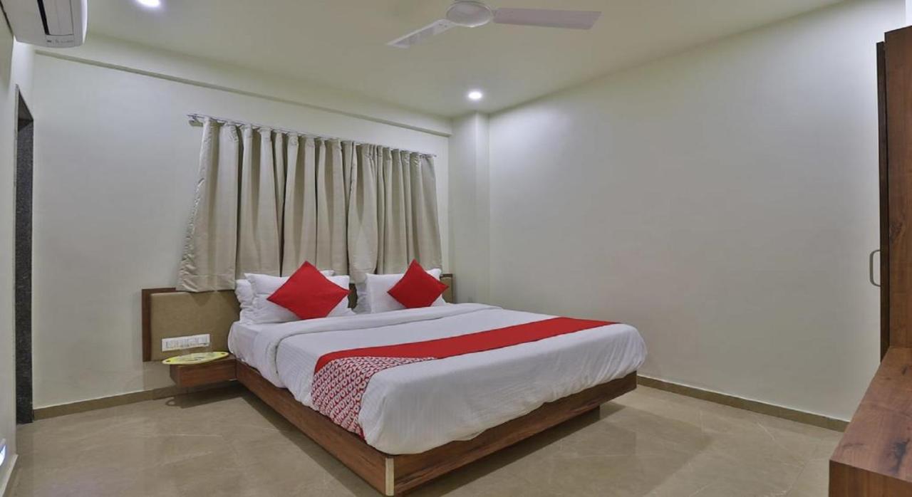 Hotel Kuber Dwārka المظهر الخارجي الصورة