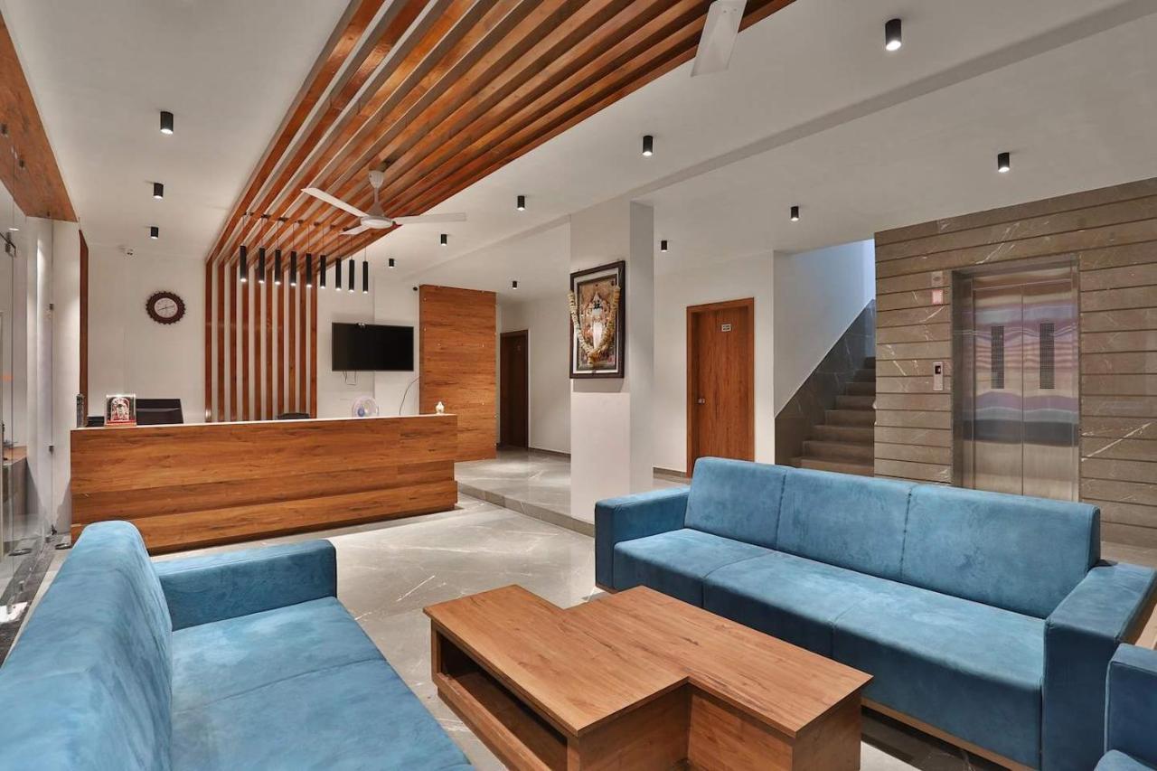 Hotel Kuber Dwārka المظهر الخارجي الصورة